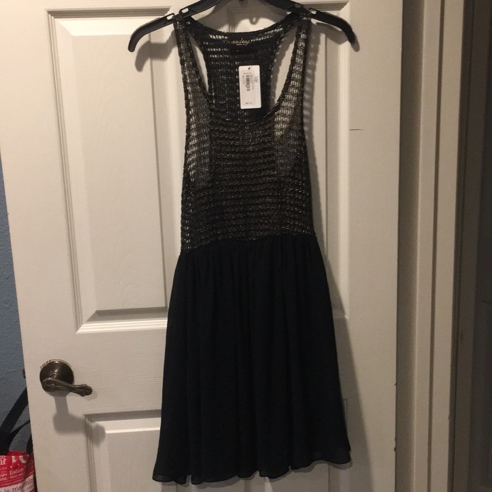 Flirty dress w tags!